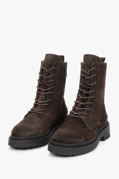 Women's lace-up ankle boots in premium Italian genuine velour, brown, by Estro.