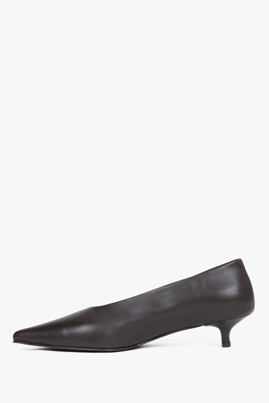 Women’s dark brown slip on heels with V-cut upper and pointed toe.
