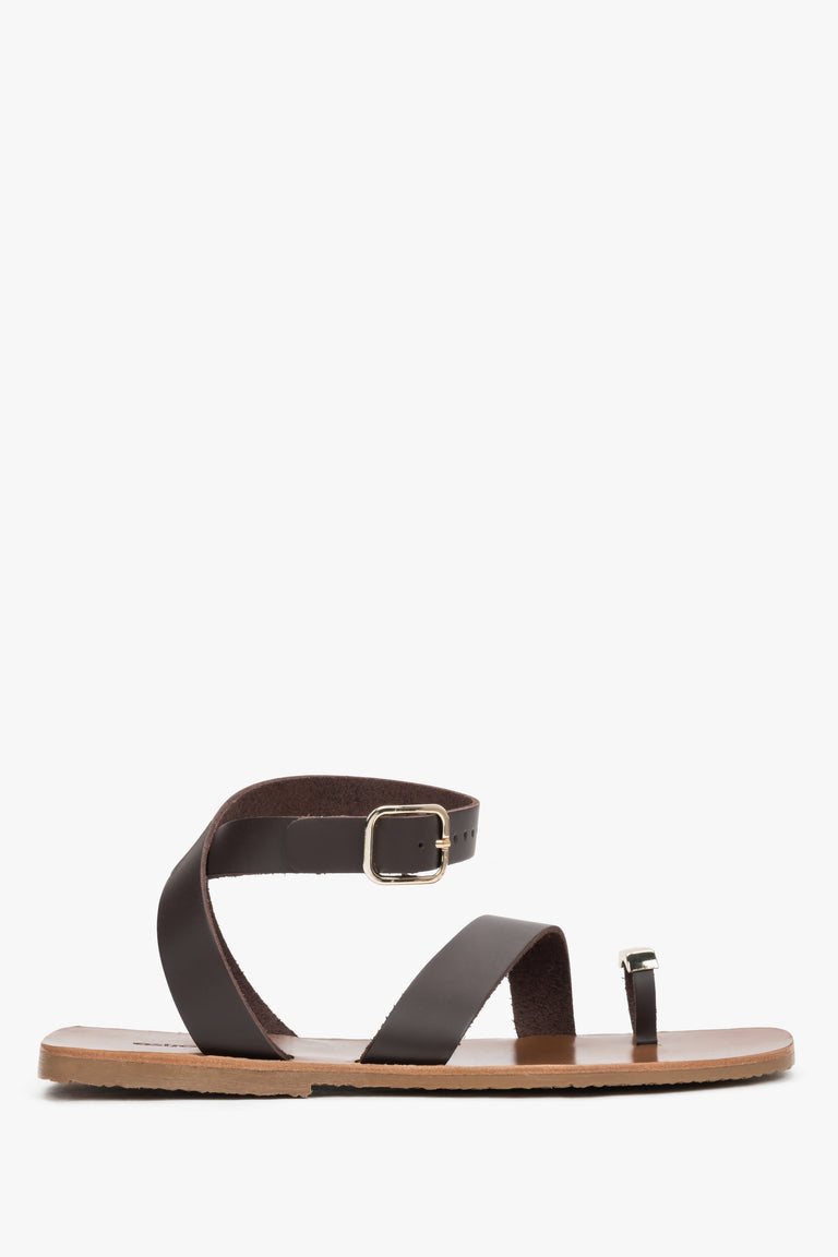 Women’s Dark Brown Leather Sandals With Decorative Toe Ring Estro ER00119692.
