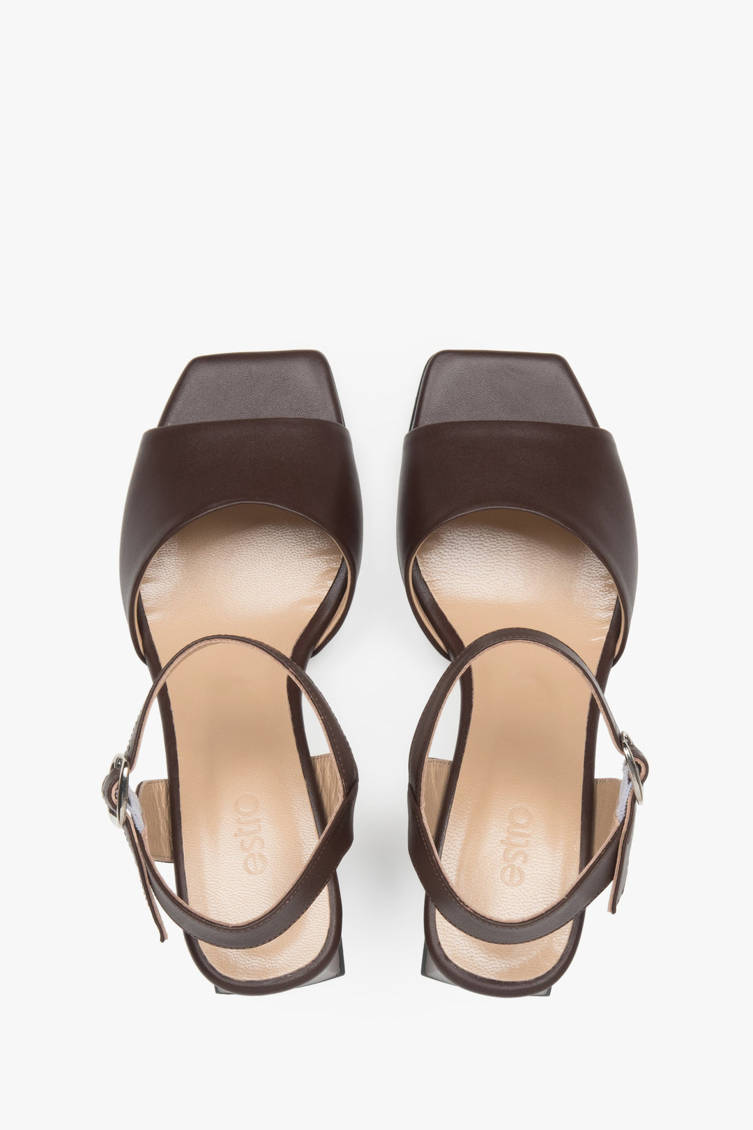 Women’s dark brown Estro leather block-heel sandals with an adjustable buckle.