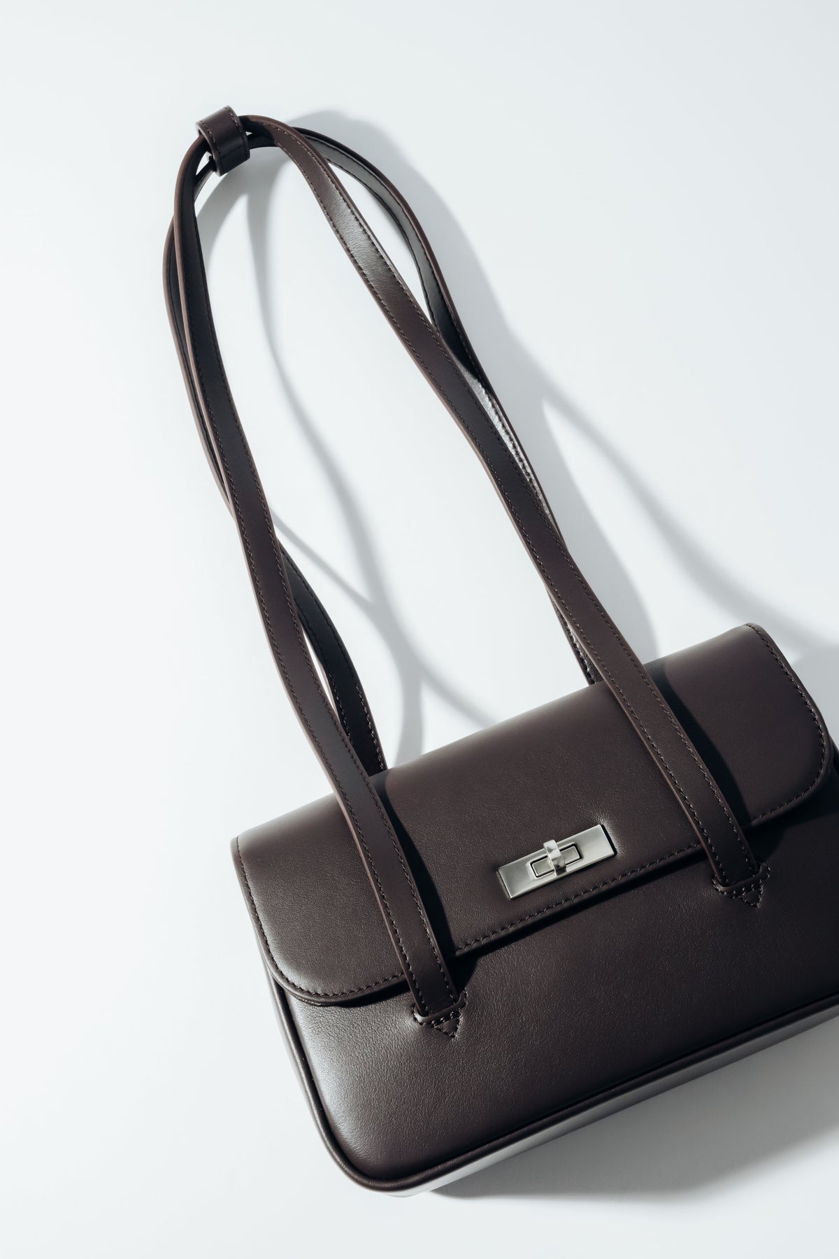 Women's Dark Brown Leather Shoulder Bag with Long Handles and Silver-Tone Hardware Estro ER00120679.