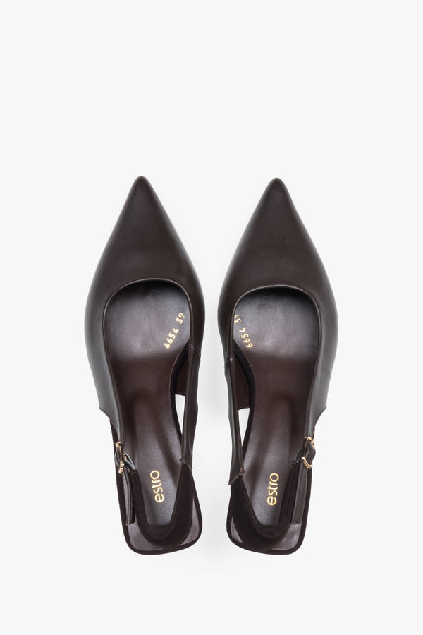 Women’s dark brown slingback pumps with a kitten heel, Estro.