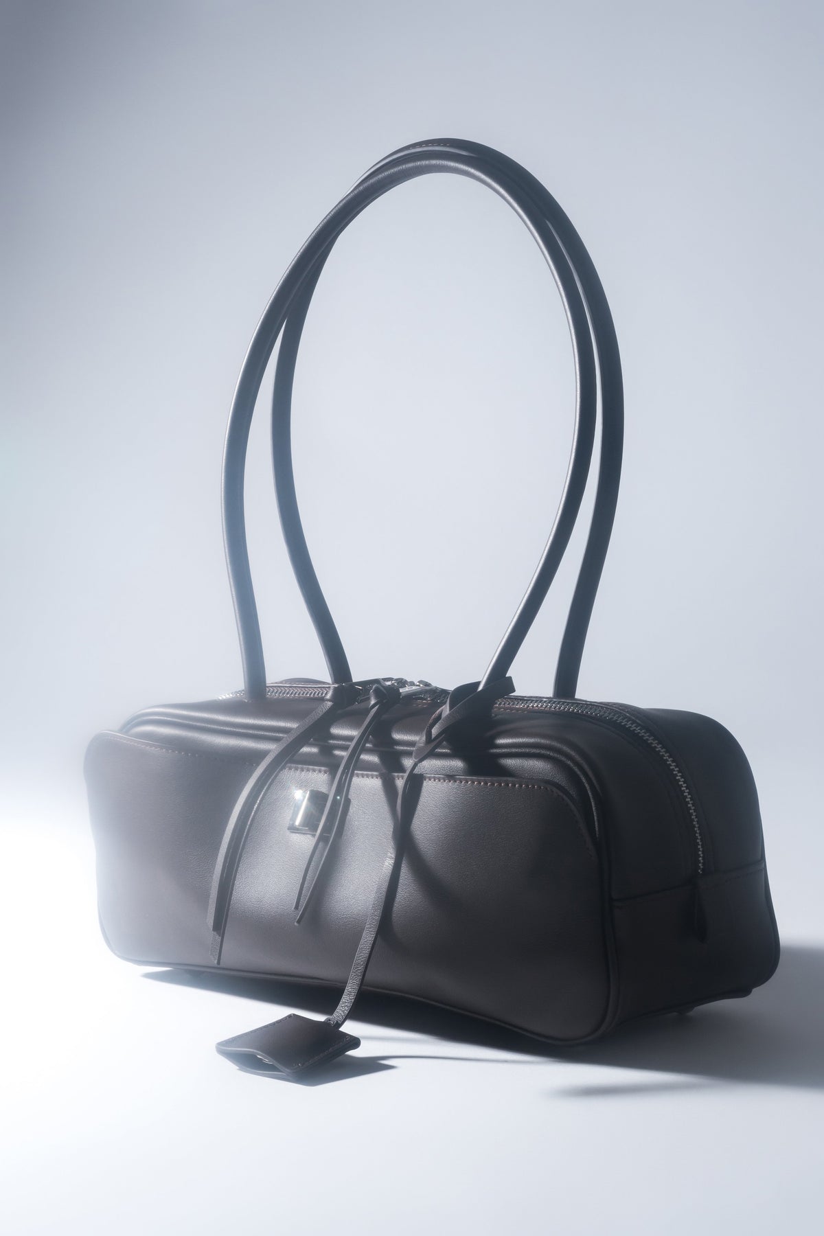 Women's Dark Brown Leather Teckel Bag with Long Handles Estro ER00119005.