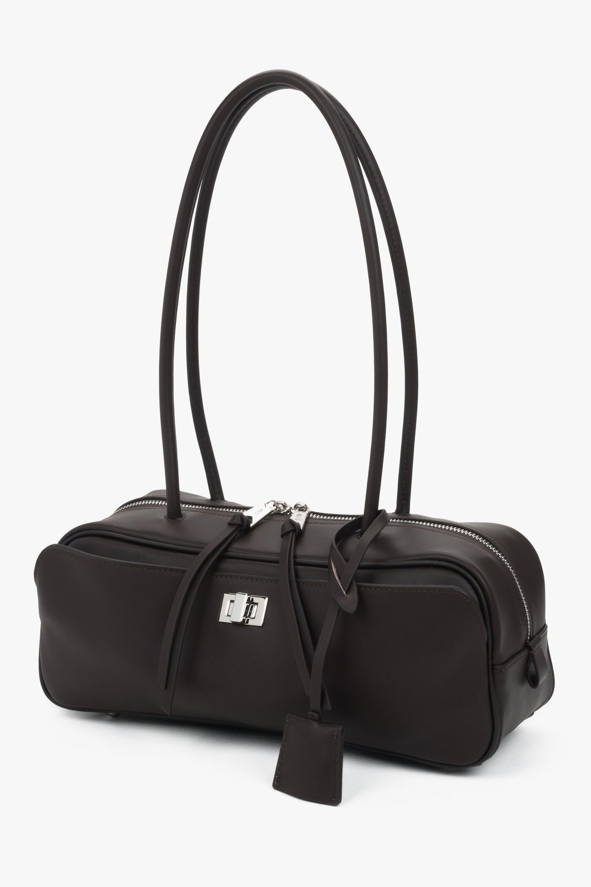 Women's leather bag Estro in a dark brown shade. Equipped with two compartments and a comfortable shoulder strap.