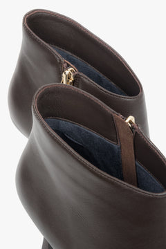 Women’s low dark brown high-heeled ankle boots in genuine leather with a pointed toe Estro.