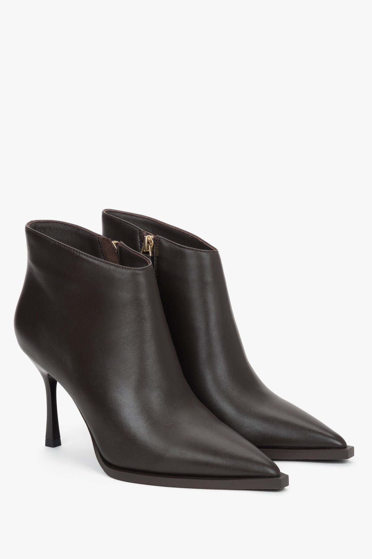 Pointed-toe low dark brown women’s high-heeled ankle boots in genuine leather Estro.