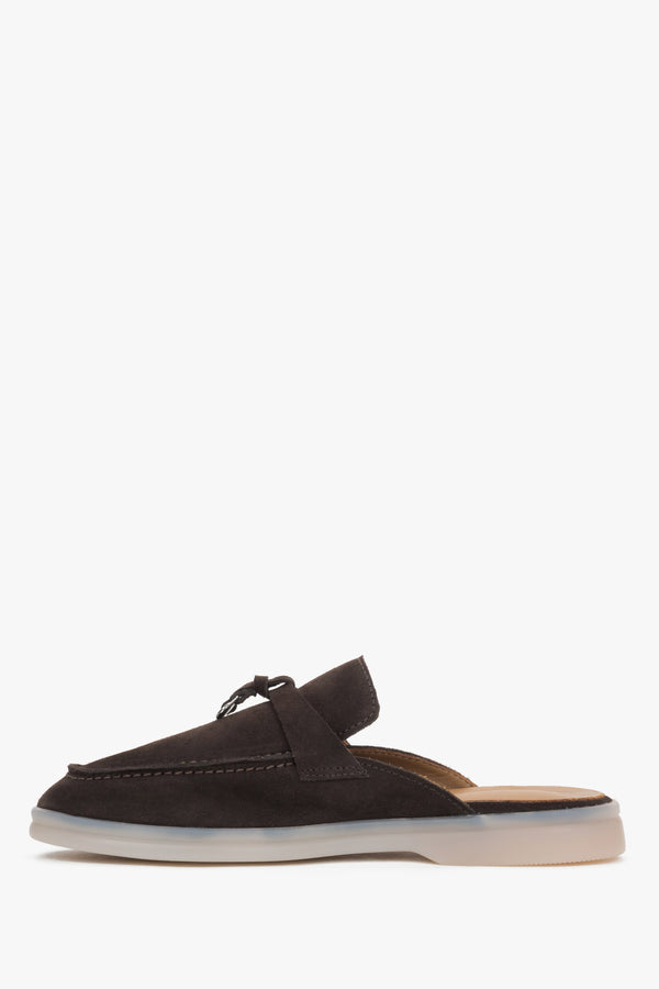 Women’s dark brown mules made of soft natural velour Estro.