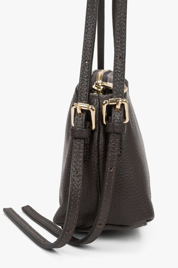Dark brown  women's oblong shoulder bag made of pebbled premium Italian genuine leather
