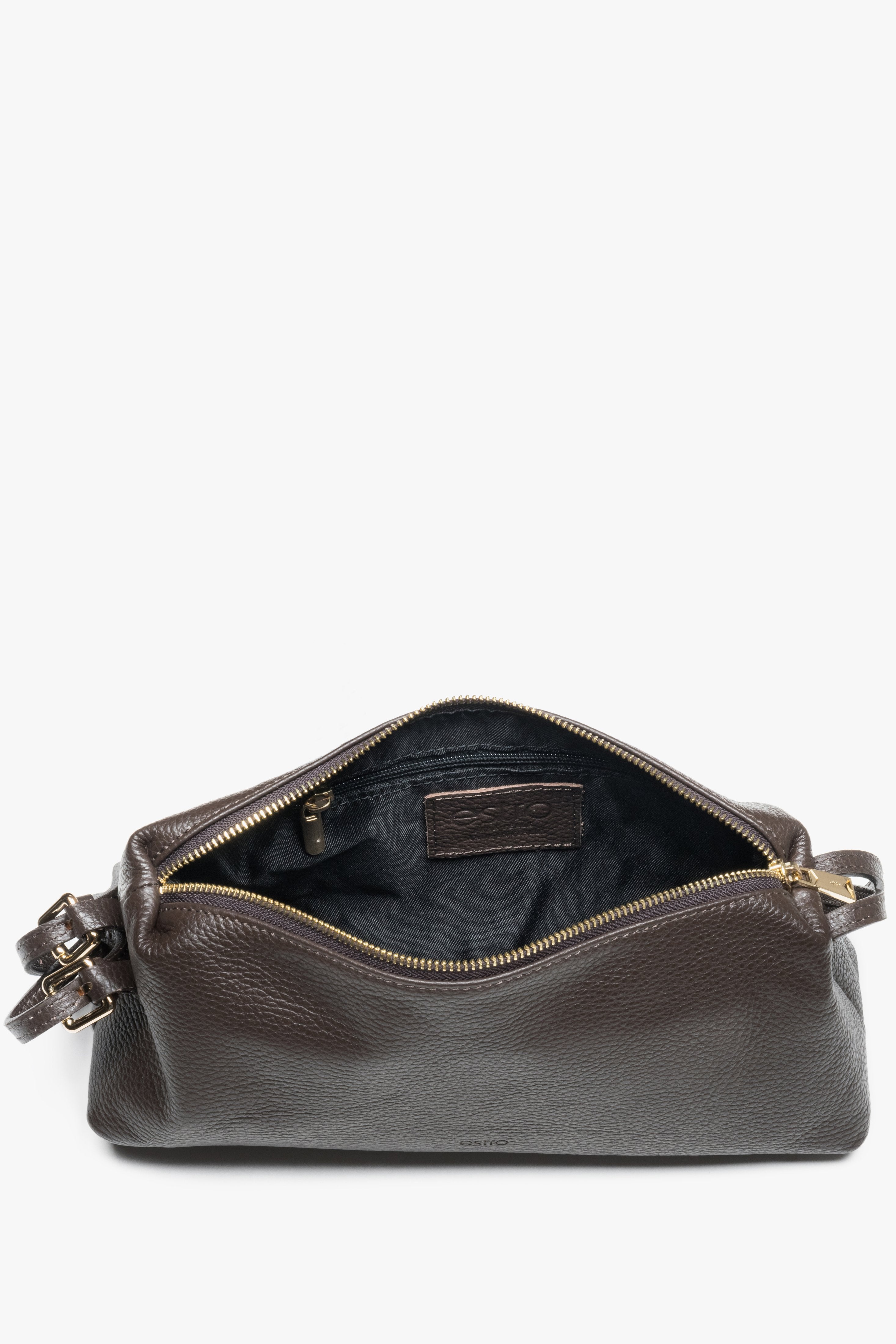 Oblong women's handbag in dark brown made of natural Italian pebbled leather.
