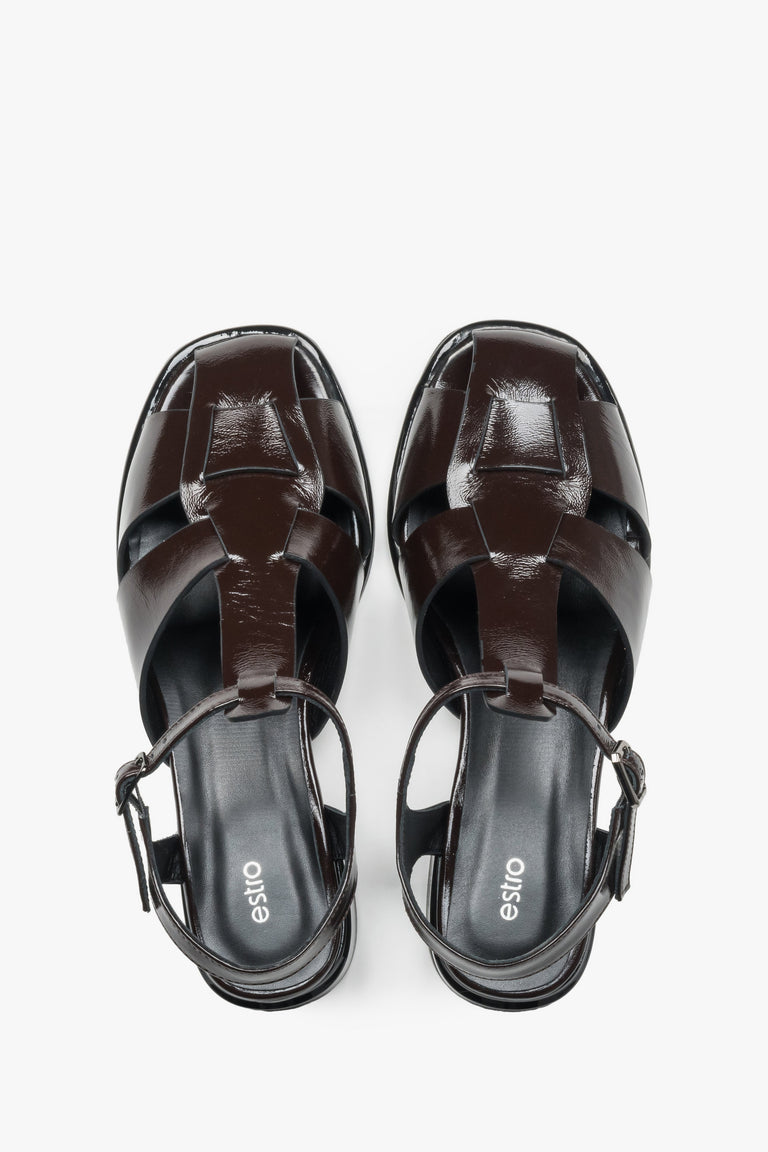 Women's sandals, dark brown, on a low block heel, made of genuine patent leather, Estro.
