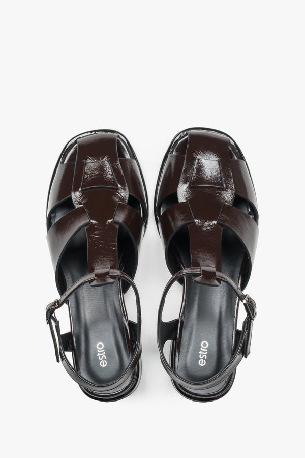 Women's sandals, dark brown, on a low block heel, made of genuine patent leather, Estro.