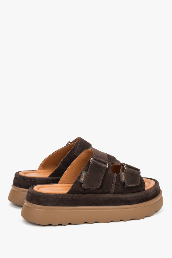 Women’s dark brown platform slide sandals by Estro made of genuine velour.