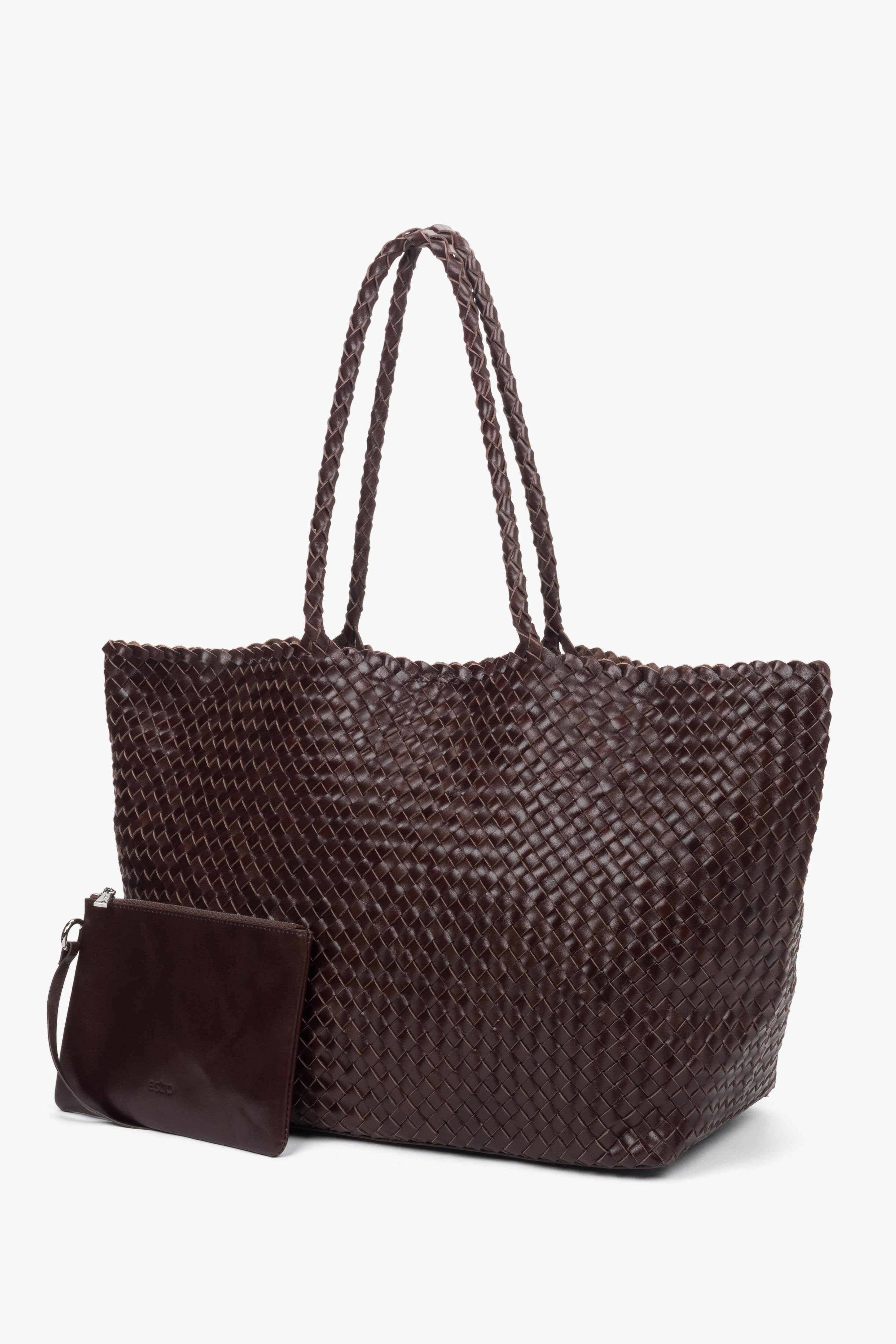 Genuine leather dark brown women’s shopper bag with matching cosmetic pouch, Estro.