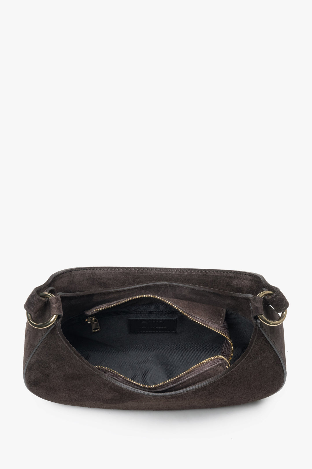 Thoughtfully designed interior with one compartment and an additional pocket, perfect for keeping essentials organized.
