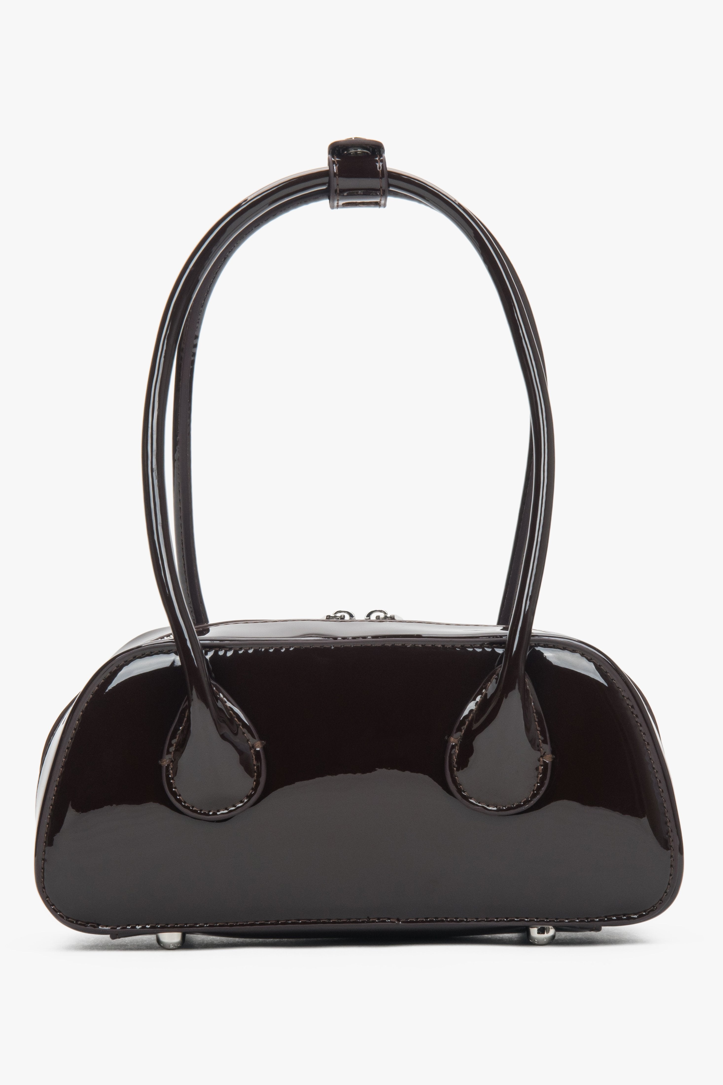 Versatile bag, perfect for both casual outings and polished everyday looks.