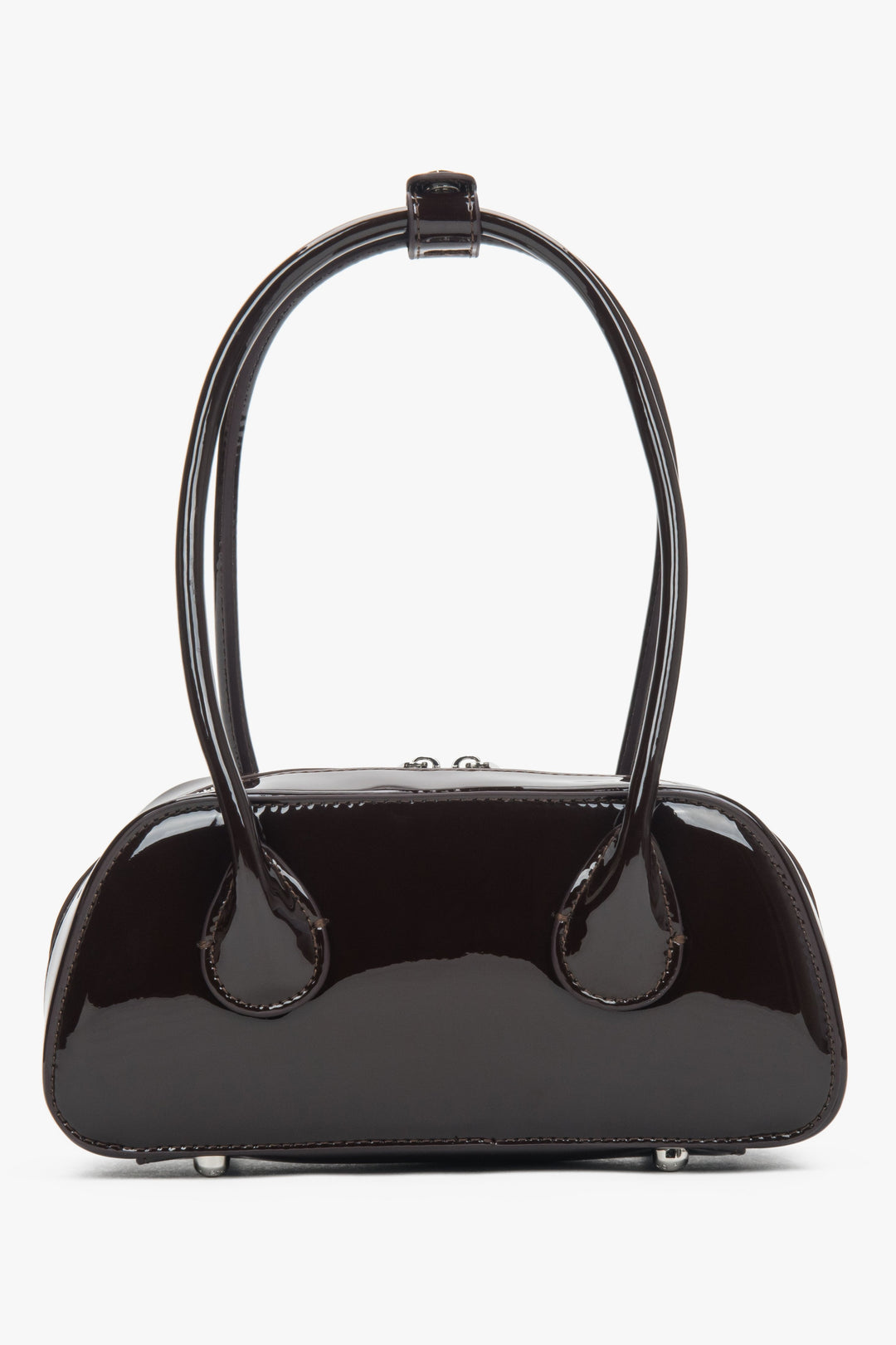 Versatile bag, perfect for both casual outings and polished everyday looks.