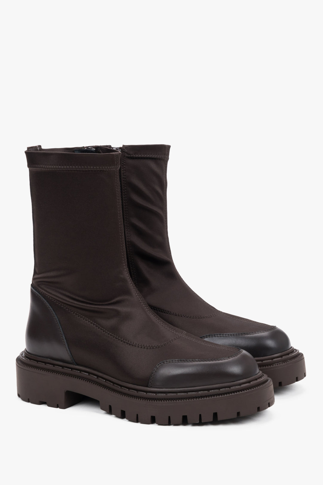 Estro women's ankle boots with an elastic upper in dark brown.
