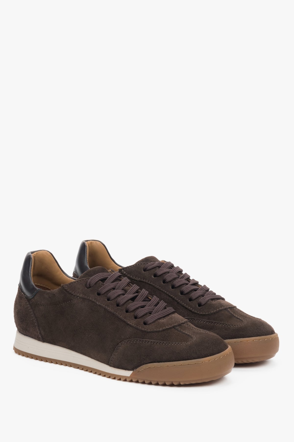 Dark brown women’s sneakers in premium Italian natural velour with a flexible sole.
