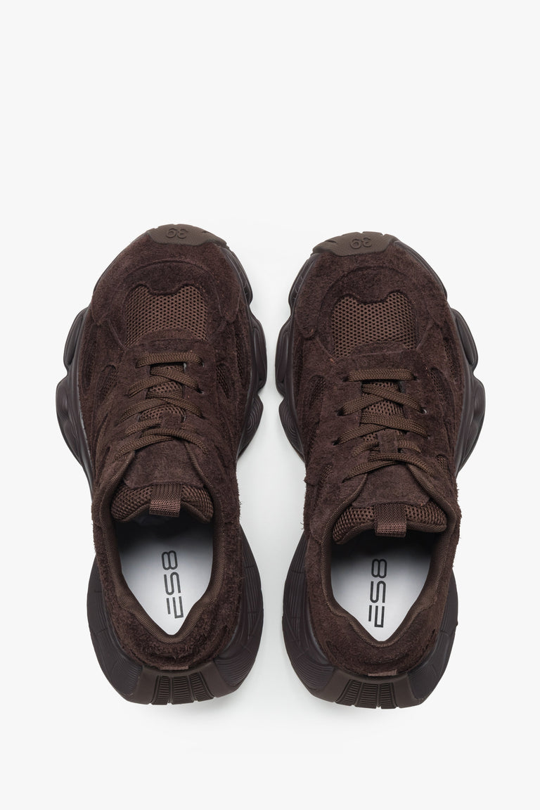 Women's premium velour sneakers in dark brown by Estro – an angled shot showing the combination of velour and technical textile elements.