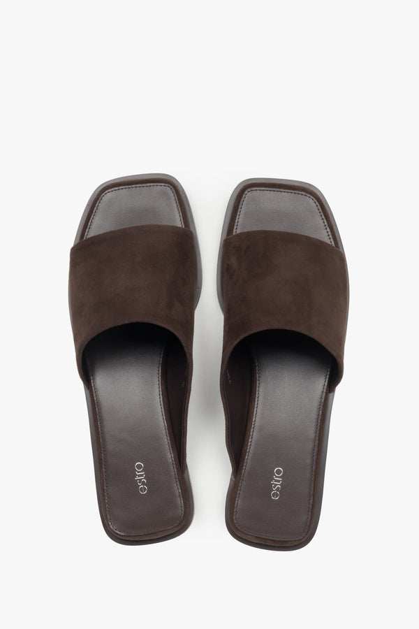 Elegant dark brown velour slides with a structured upper and contemporary square toe.