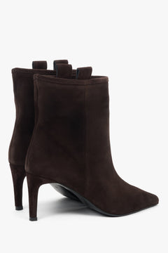 Made of genuine velour, dark brown women’s stiletto ankle boots Estro ER00118242.