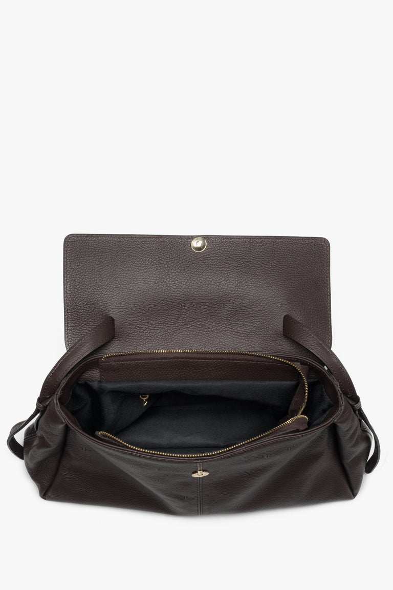 Dark brown women’s tote bag by Estro, made of Premium Italian genuine leather.