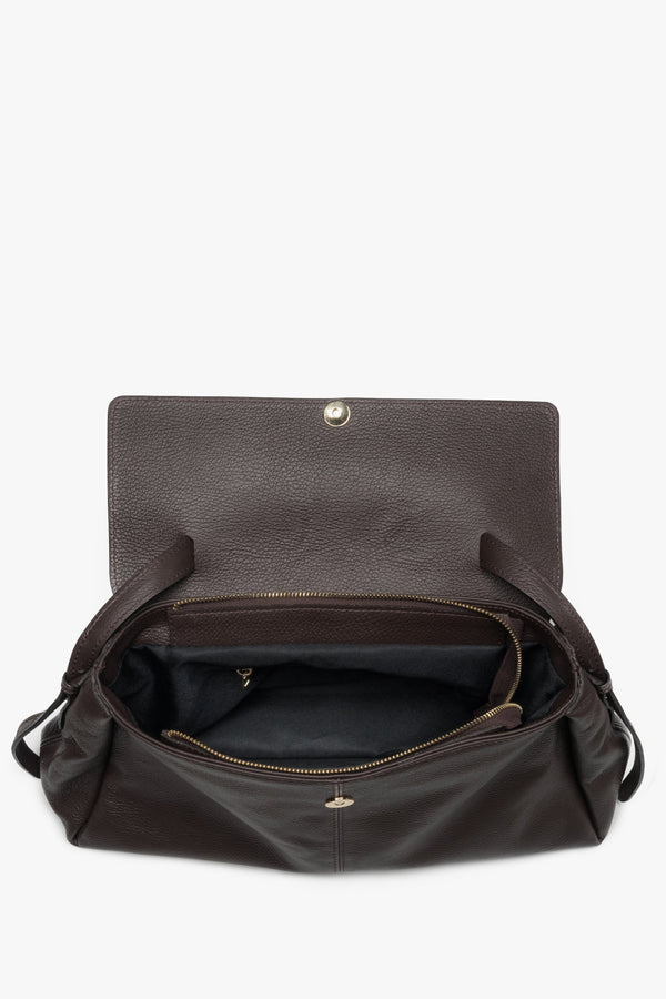 Dark brown women’s tote bag by Estro, made of Premium Italian genuine leather.