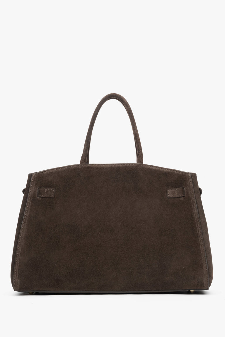 Classic dark brown handbag handmade in Italy, combining premium materials with modern functionality.