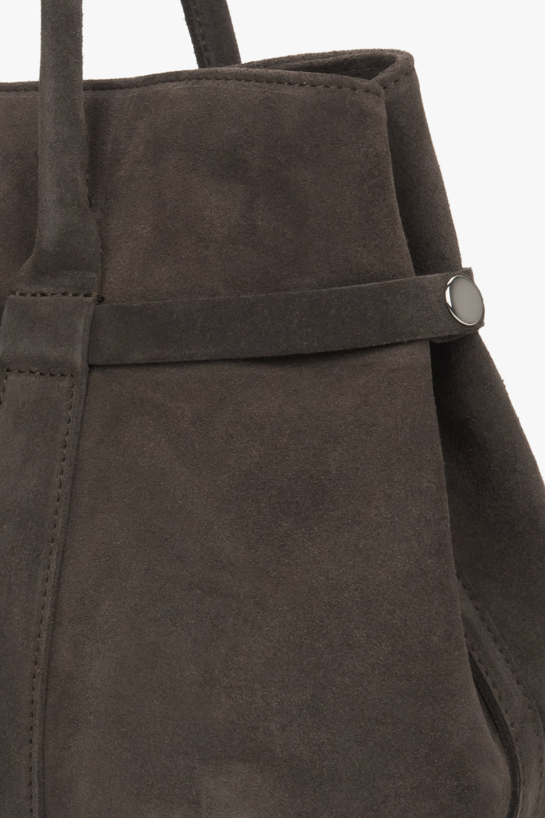 Dark brown women’s tote shoulder bag made of genuine Italian premium velour – details.