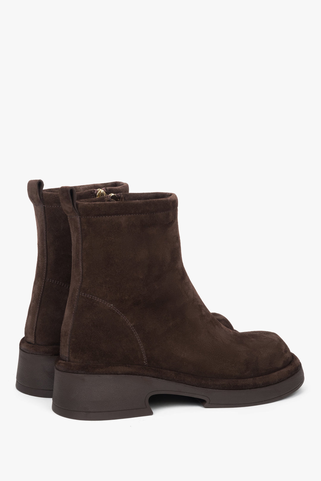 Made of genuine velour, women's dark brown ankle boots with a functional heel, Estro ER00118228.
