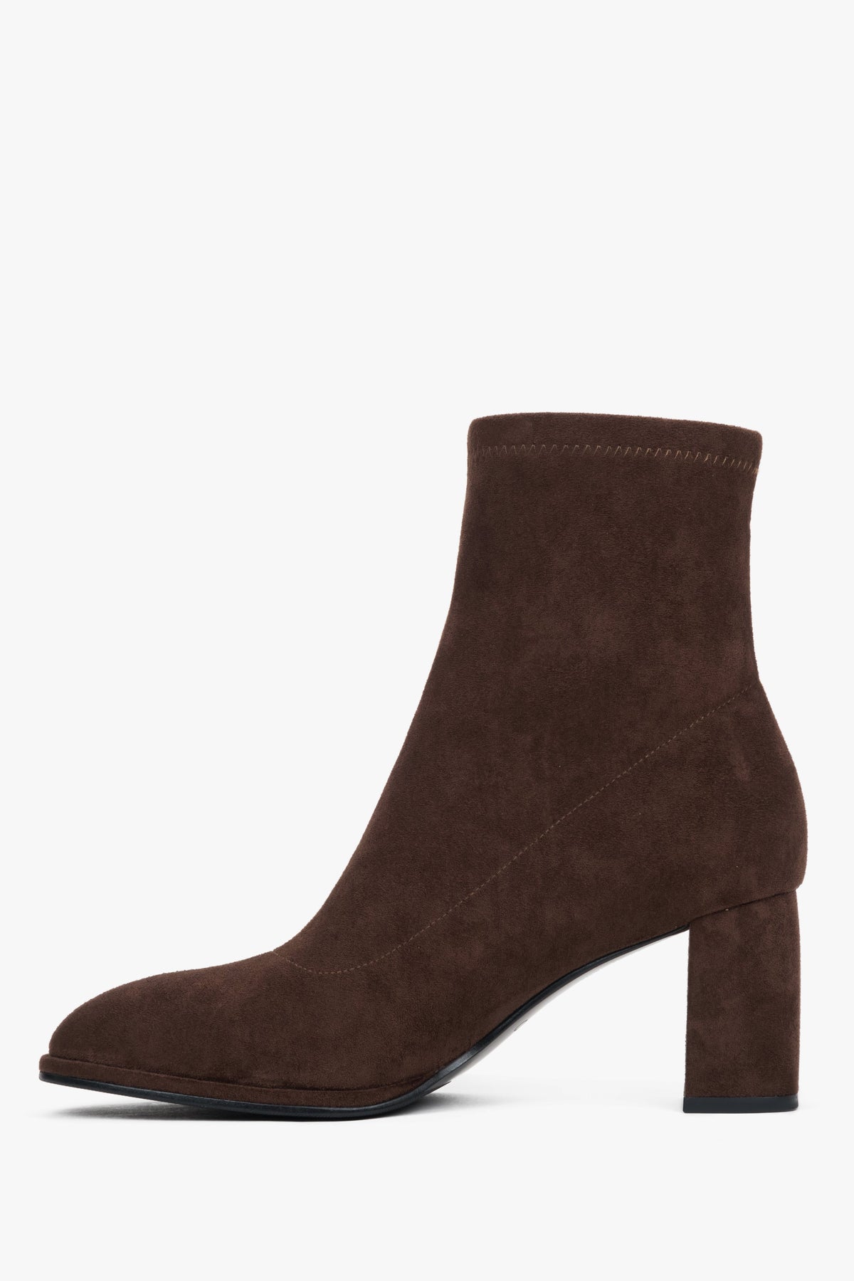 Women’s dark brown ankle boots on a stable block heel made of genuine velour, Estro.
