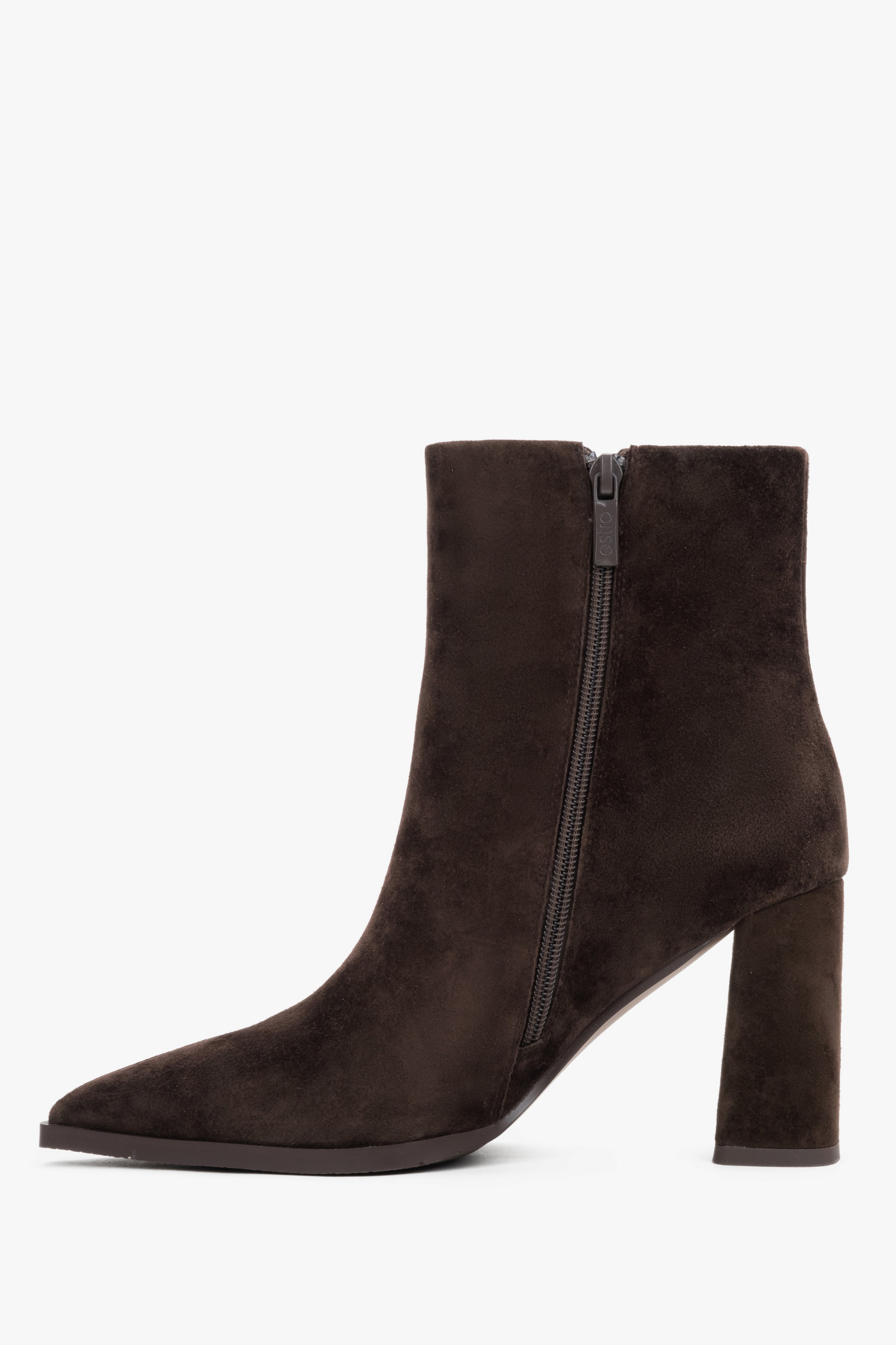 Women’s ankle boots Estro, dark brown, block heel, made of genuine velour.