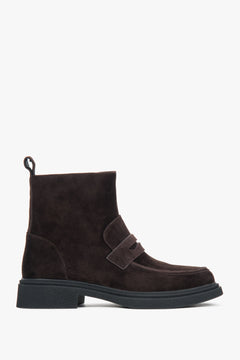 Women's dark brown genuine velour ankle boots with light insulation Estro ER00118185.