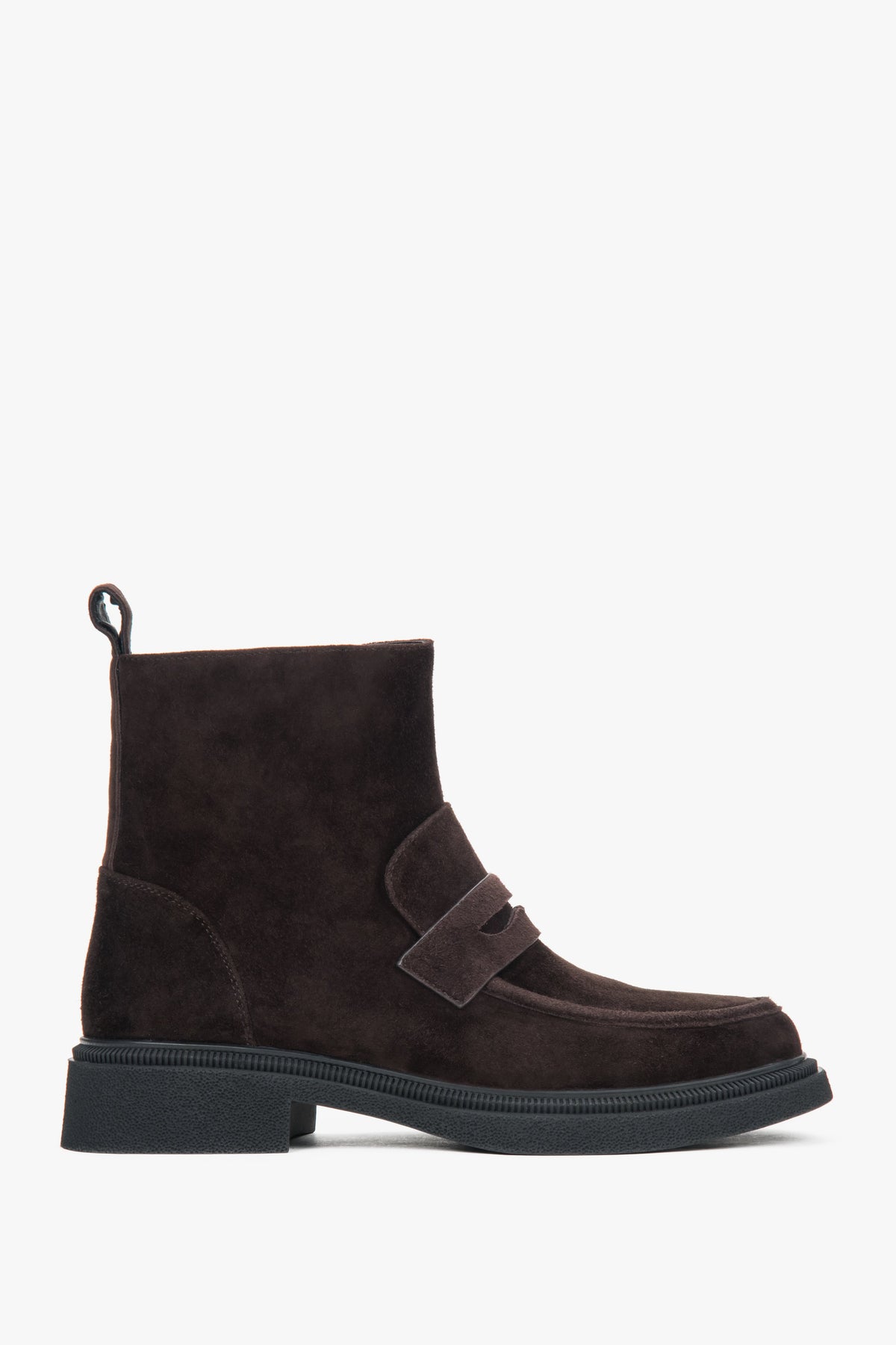 Women's dark brown genuine velour ankle boots with light insulation Estro ER00118185.