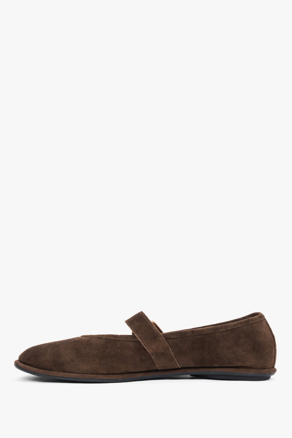 Women's dark brown velour ballerinas with a gold buckle.