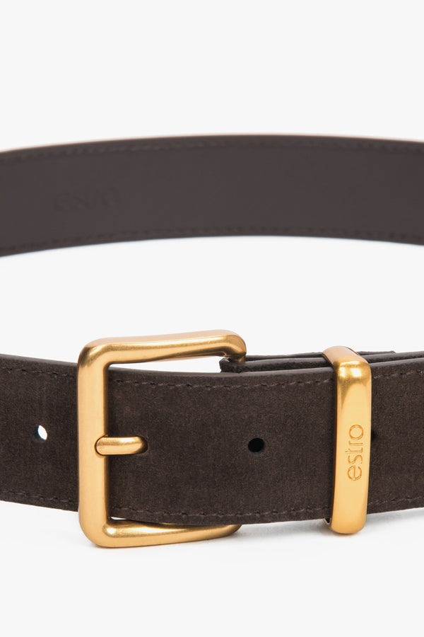 Elegant Estro women’s belt in dark brown velour presented from the front, highlighting its clean design and gold-tone buckle.
