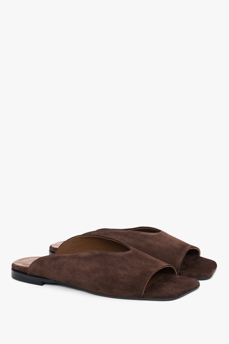 Women's dark brown velour mules with square toe and flat sole