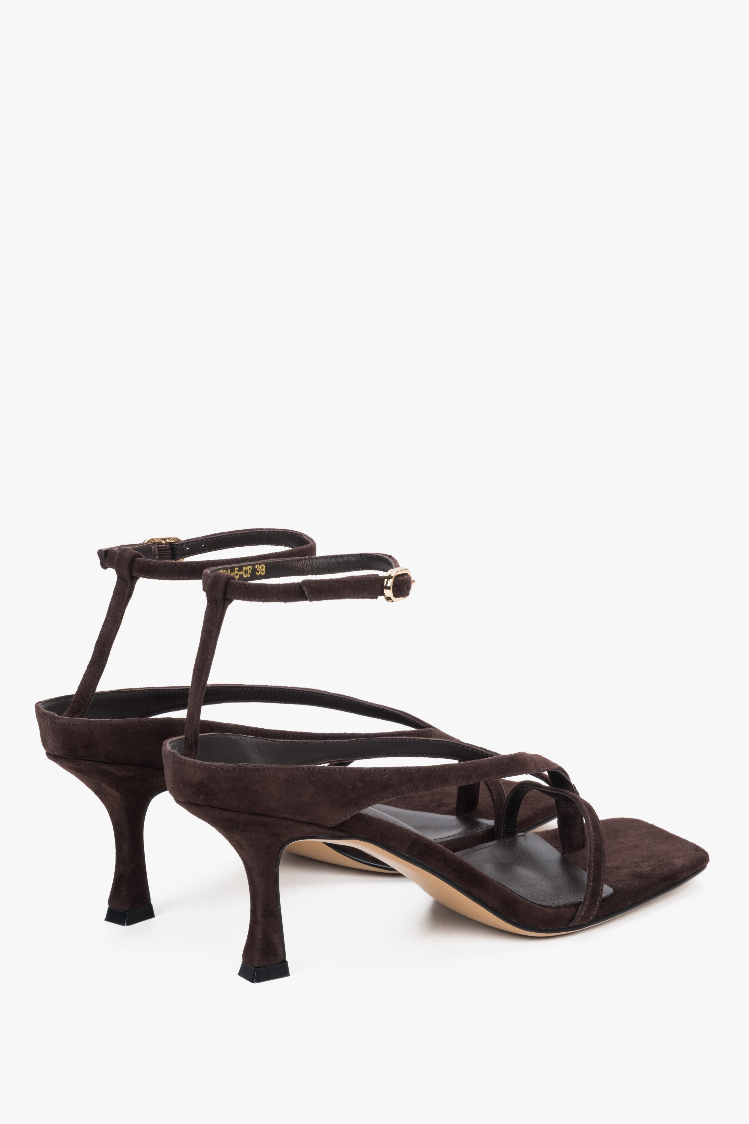 Minimalist Estro thong sandals, dark brown velour, stable sculpted heel – heel view.