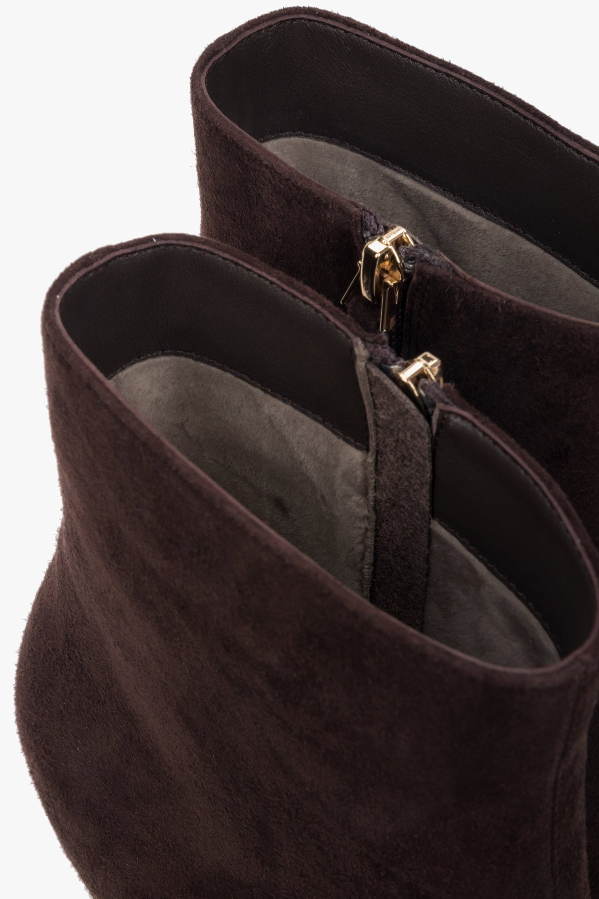 In natural velour, dark brown women’s high-heeled ankle boots Estro.