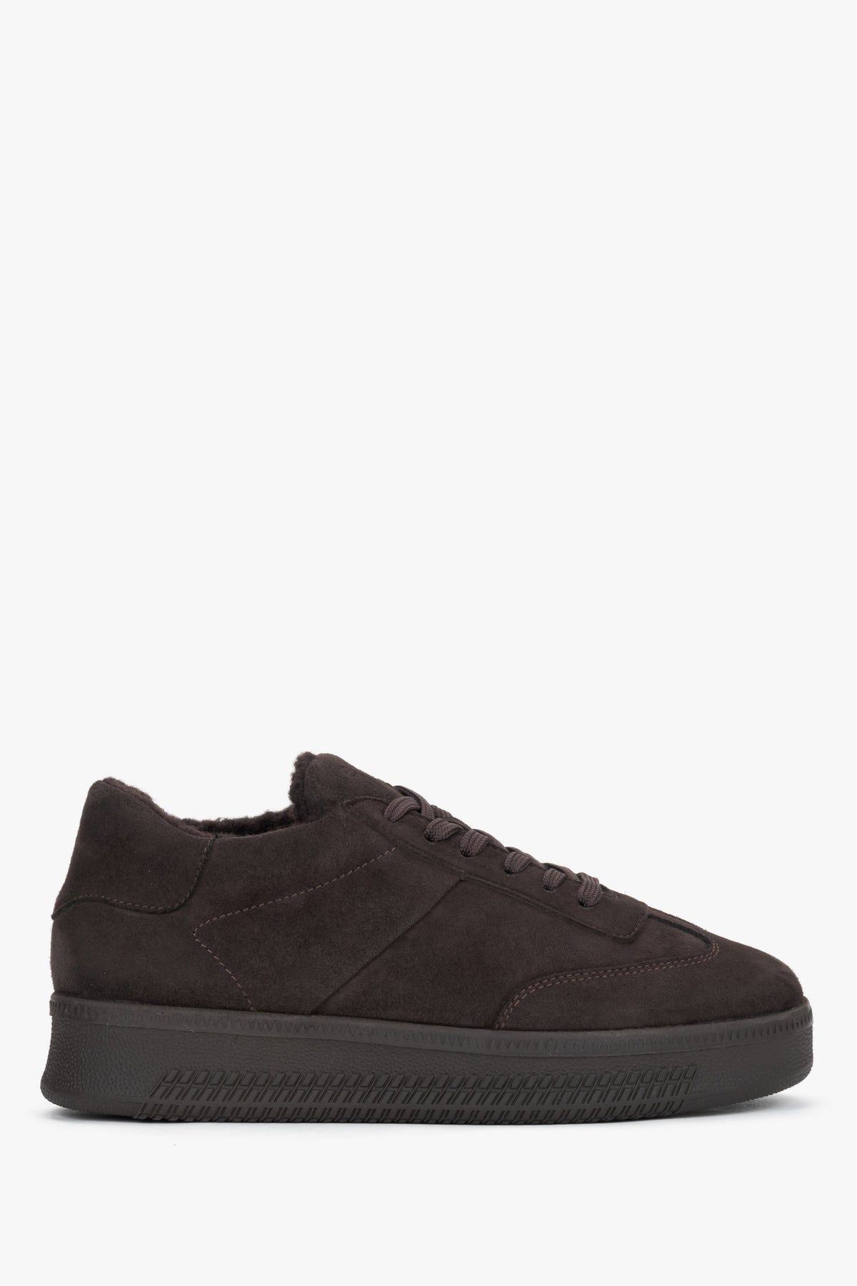 Women's dark brown winter sneakers in genuine velour with a faux fur lining by Estro.