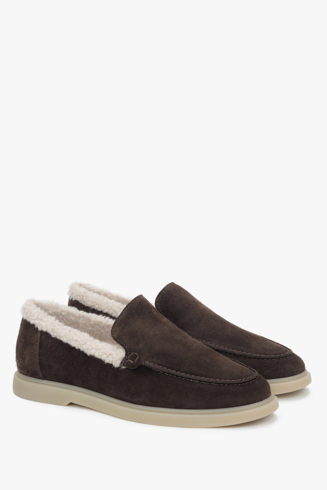 Estro ER00118322 – Dark Brown Women's Winter Loafers made of Genuine Velour with Fur Lining.