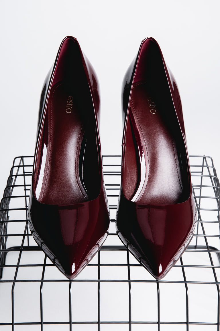Elegant Women's Patent Leather Stilettos in Burgundy Estro.