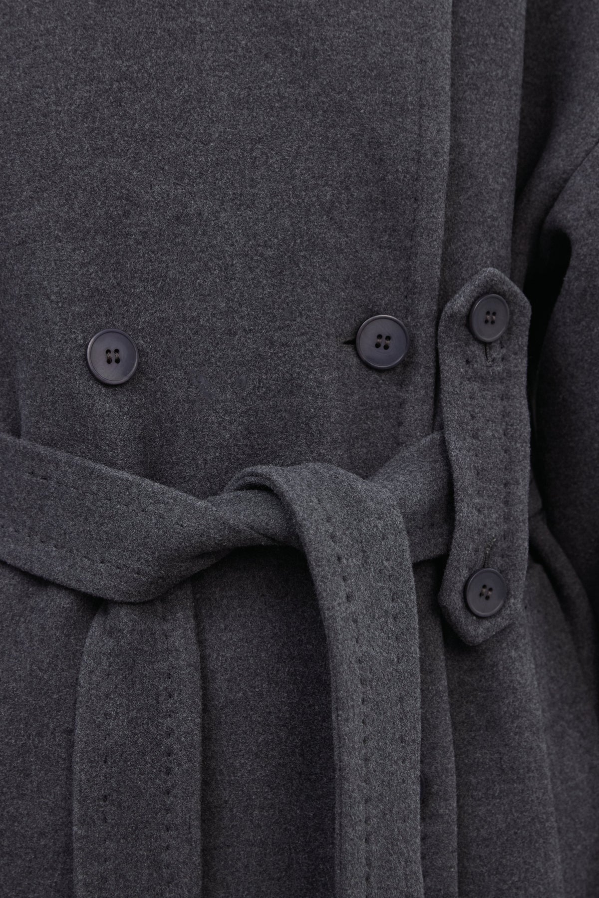 Women's dark grey maxi coat made of natural wool, double-breasted model by Estro.