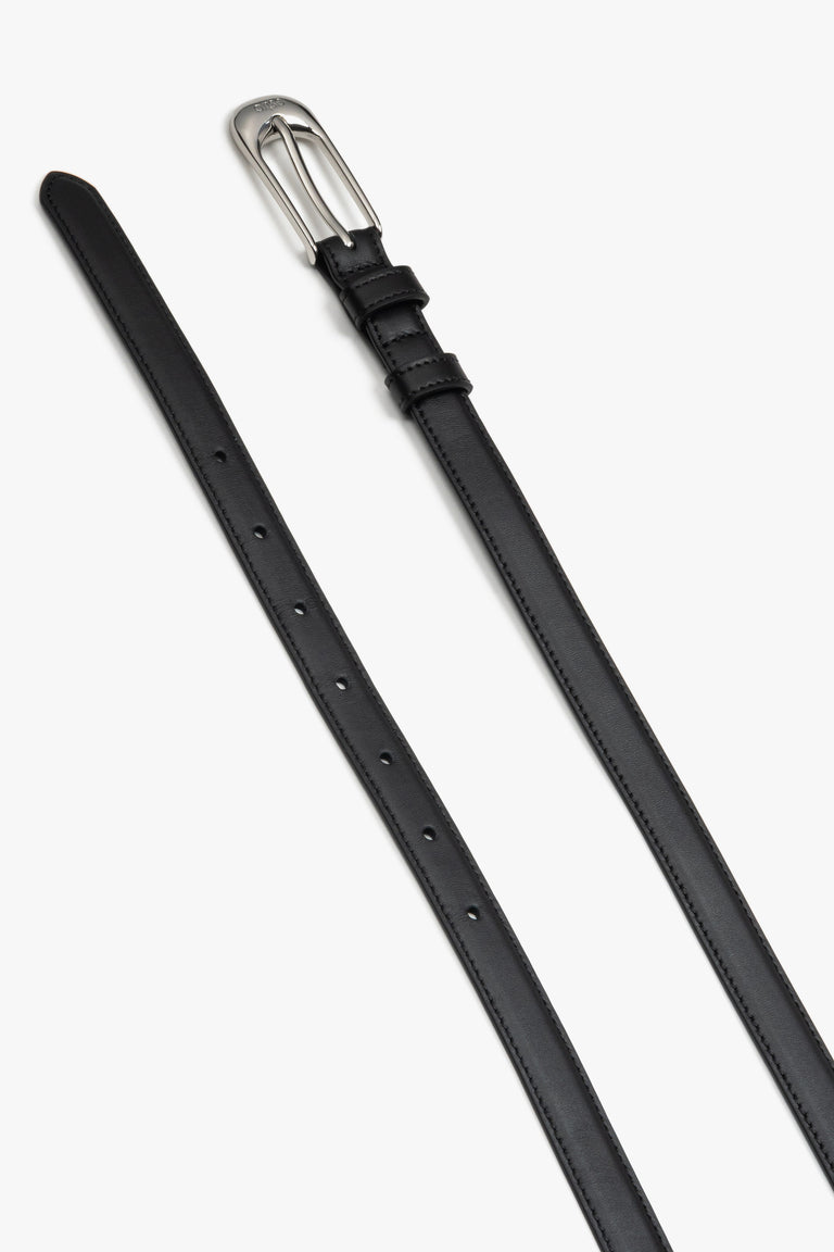 Women’s black elegant belt made of natural leather with silver-tone hardware by Estro.