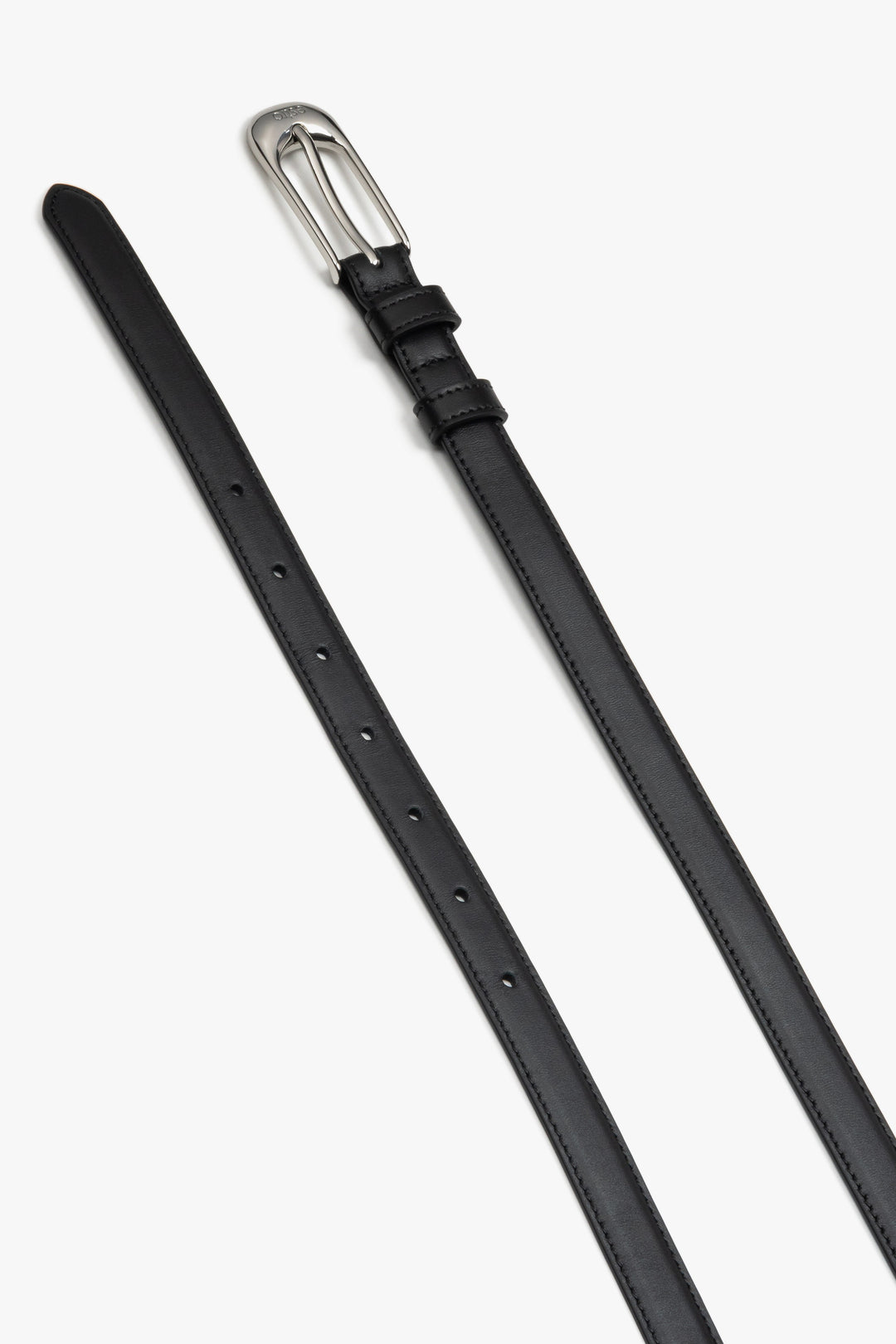 Women’s black elegant belt made of natural leather with silver-tone hardware by Estro.