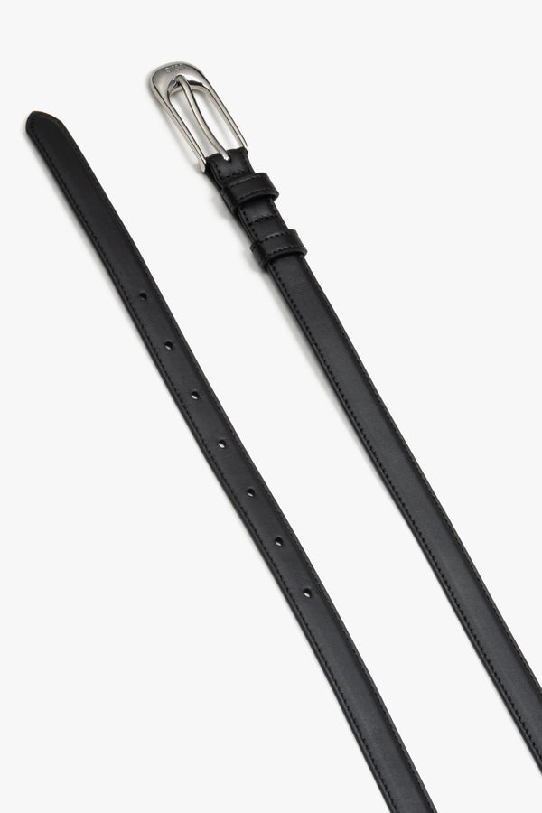 Women’s black elegant belt made of natural leather with silver-tone hardware by Estro.