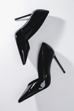 Women's Elegant Black Patent Leather Pointed Stiletto Pumps Estro ER00120671.