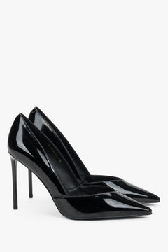 Estro - elegant black pumps made of patent leather with a pointed toe.