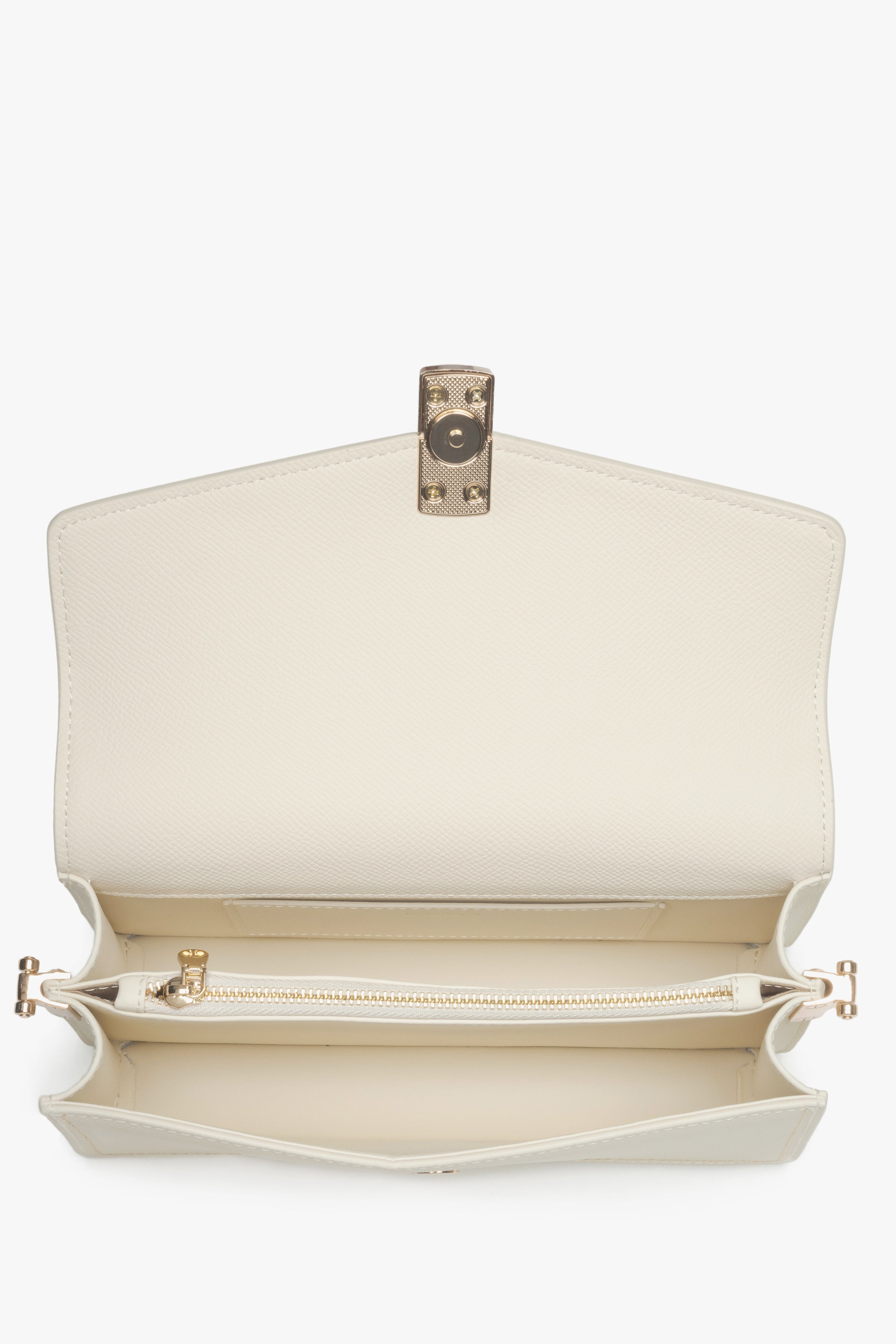 Estro women's light beige leather handbag with a sleek minimalist silhouette.