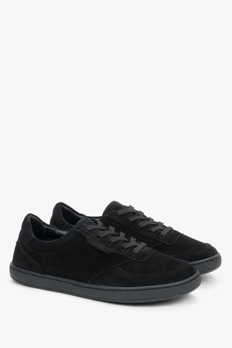 Women’s flexible black natural velour barefoot sneakers Estro.